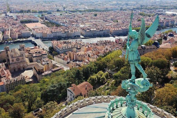 10 Attractions à voir absolument à Lyon, France !
